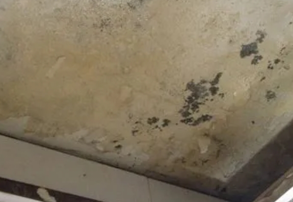 德保阳台漏水维修公司分享下德保卫生间渗水维修需要注意哪些问题。